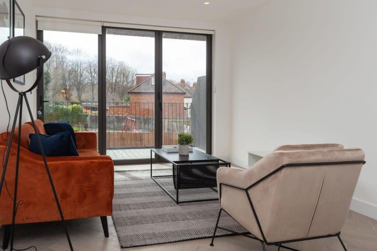 Modern 2 Bedroom Apartment In Wimbledon 伦敦 外观 照片
