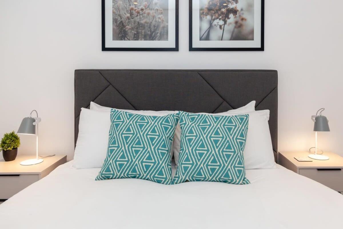 Modern 2 Bedroom Apartment In Wimbledon 伦敦 外观 照片